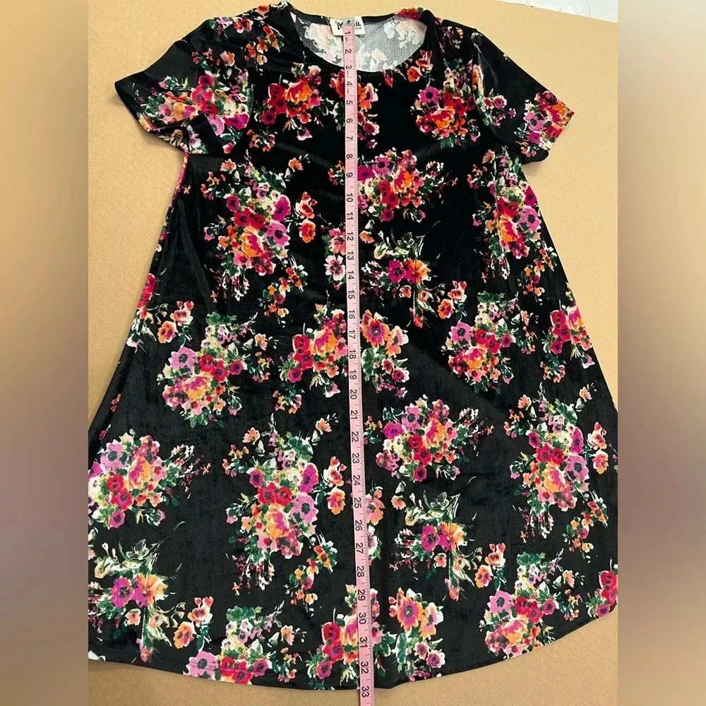 Show Me Your MuMu Velvet Mini Dress in Bohemian Black Bouquet Size Medium - Picture 9 of 10
